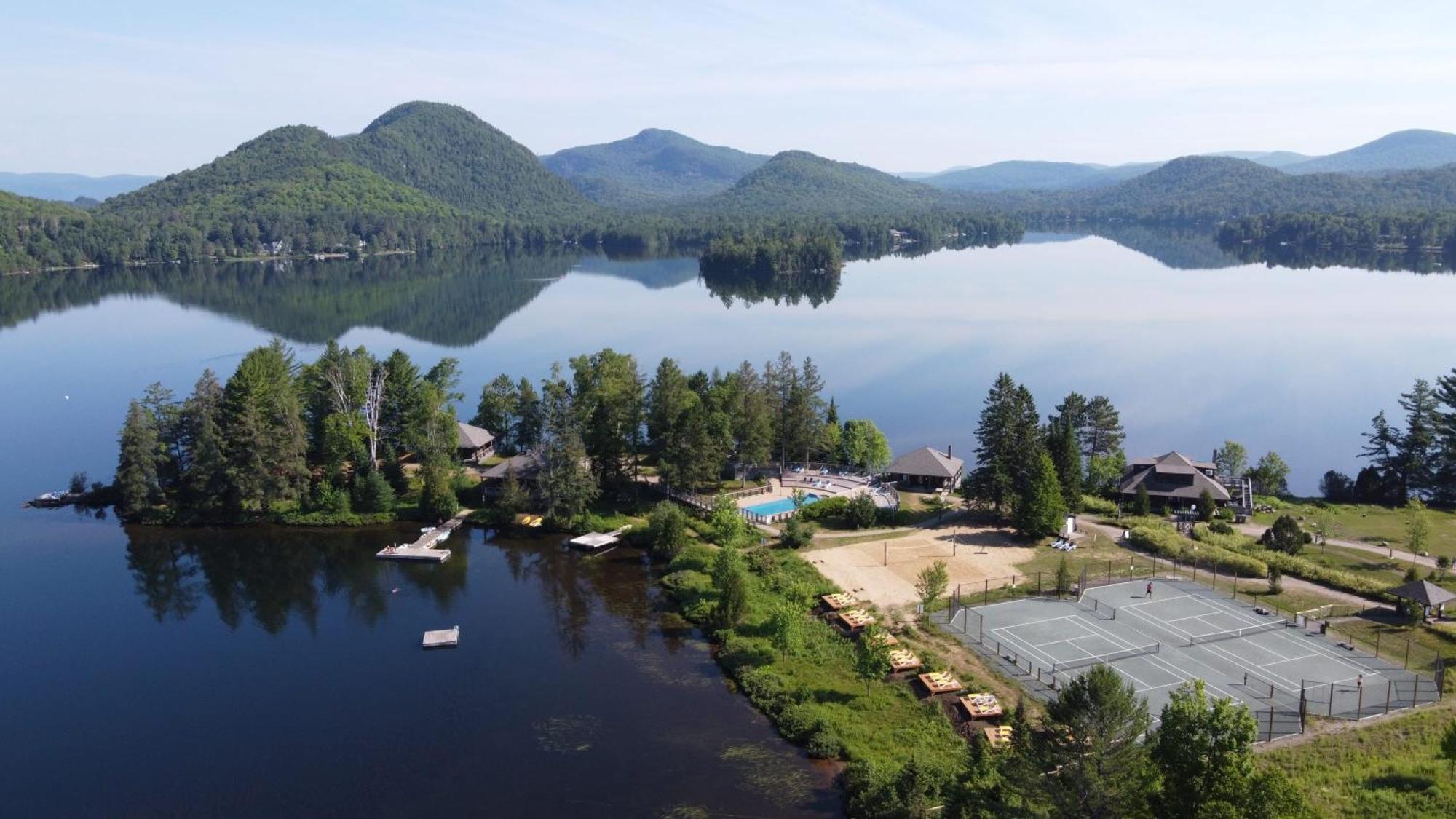 Lakefront Mountain View - Resort Loft Lac-Superieur Zewnętrze zdjęcie